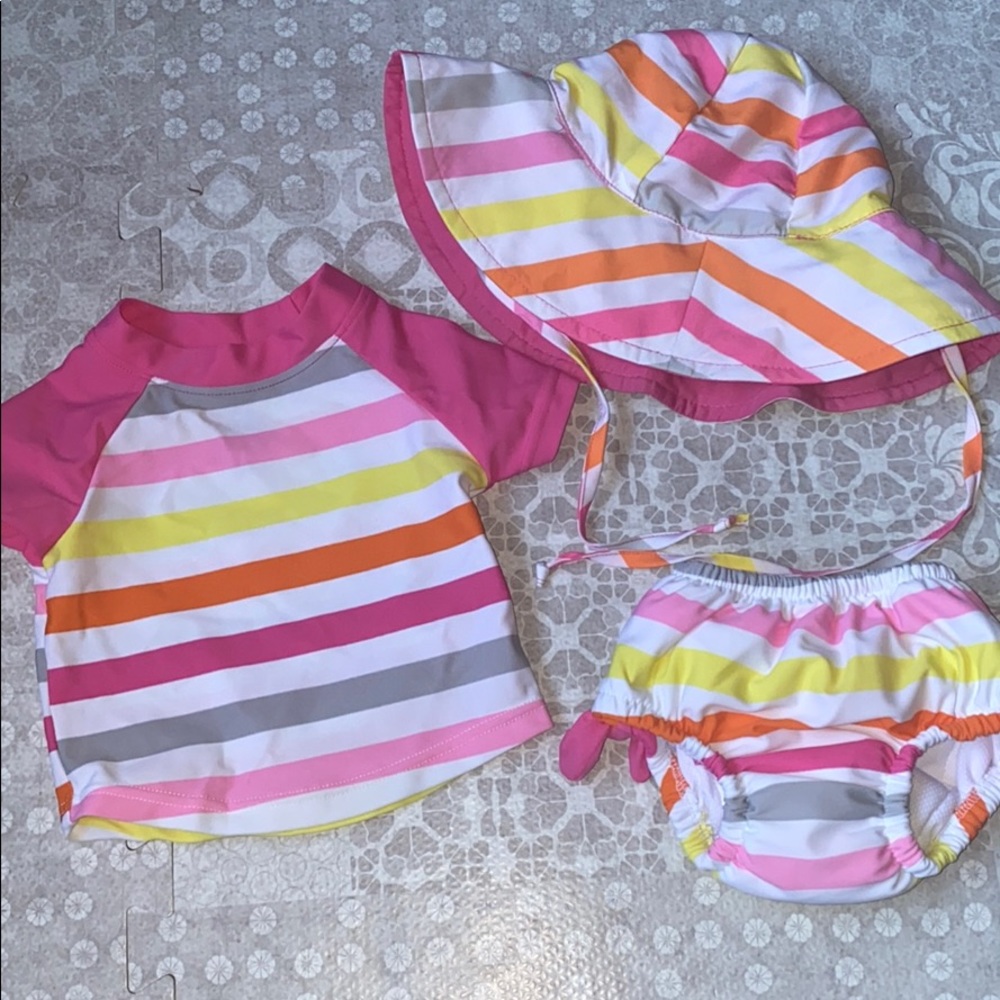 Baby girl swim set